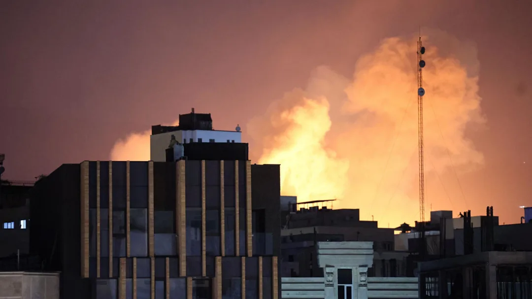 Amazon Stock Forecast: Can AMZN Recover After Data Center Attacks?