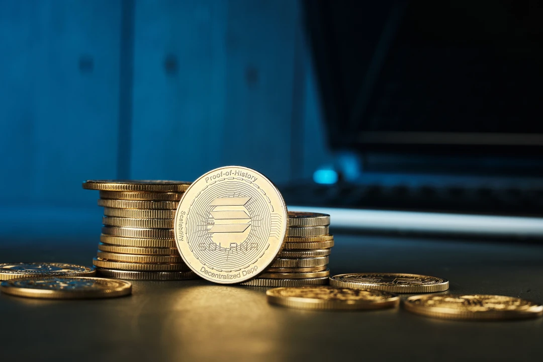 Solana Draws $2.93M in ETF Inflows as Traders Watch $118 Make-or-Break Zone