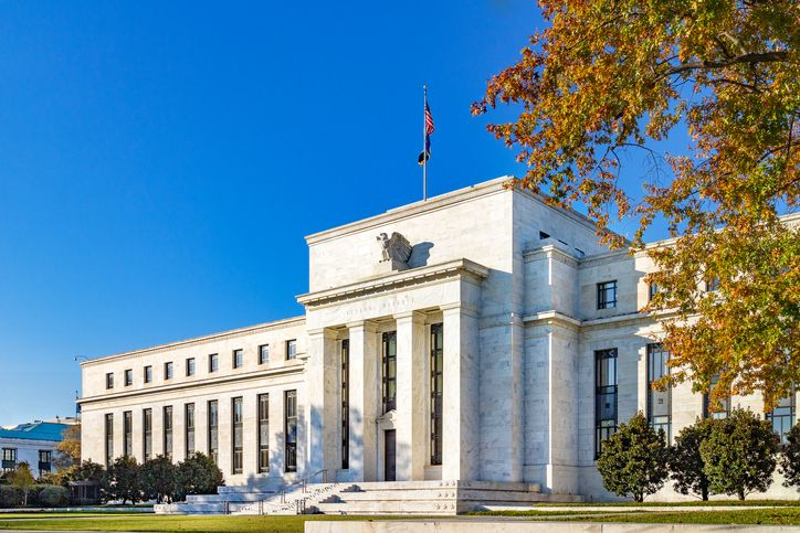Facade of the Federal Reserve bank