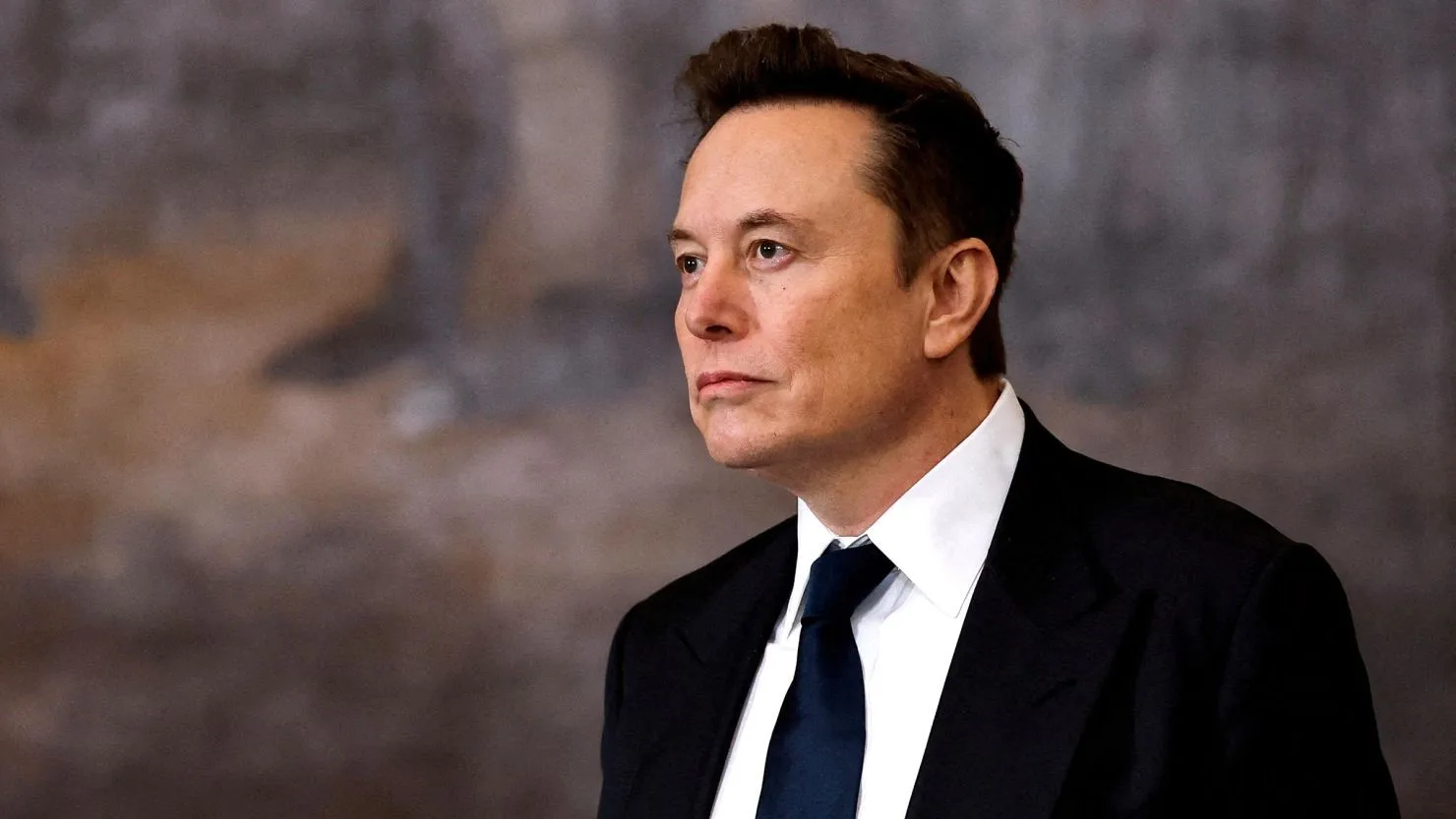 How Tall Is Elon Musk? His Height, Family & Net Worth. Source: Chip Somodevilla/Pool/Reuters