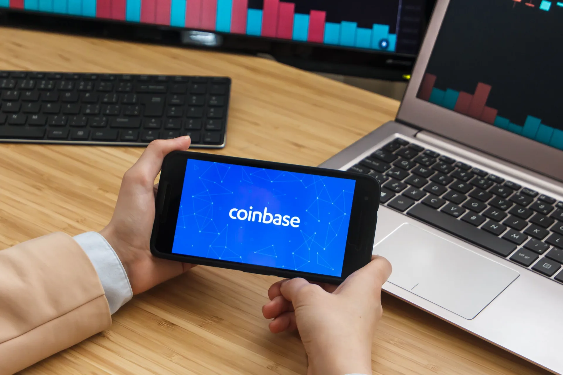 Coinbase Hacker Launders $42M via THORChain, Taunts Sleuths. Source: Shutterstock