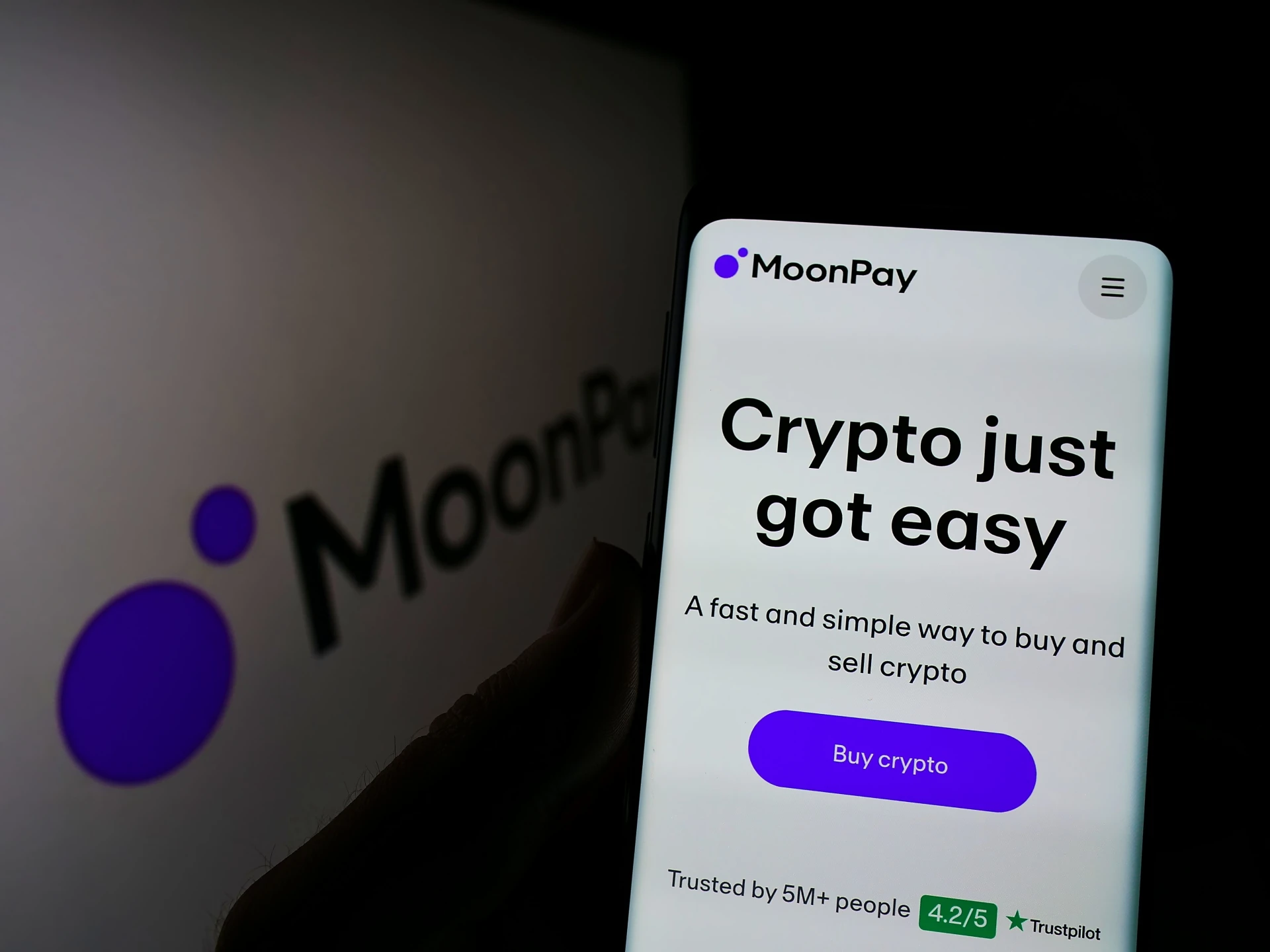 MoonPay Executives Sent $250,000 to a Fake Steve Witkoff. Source: Shutterstock