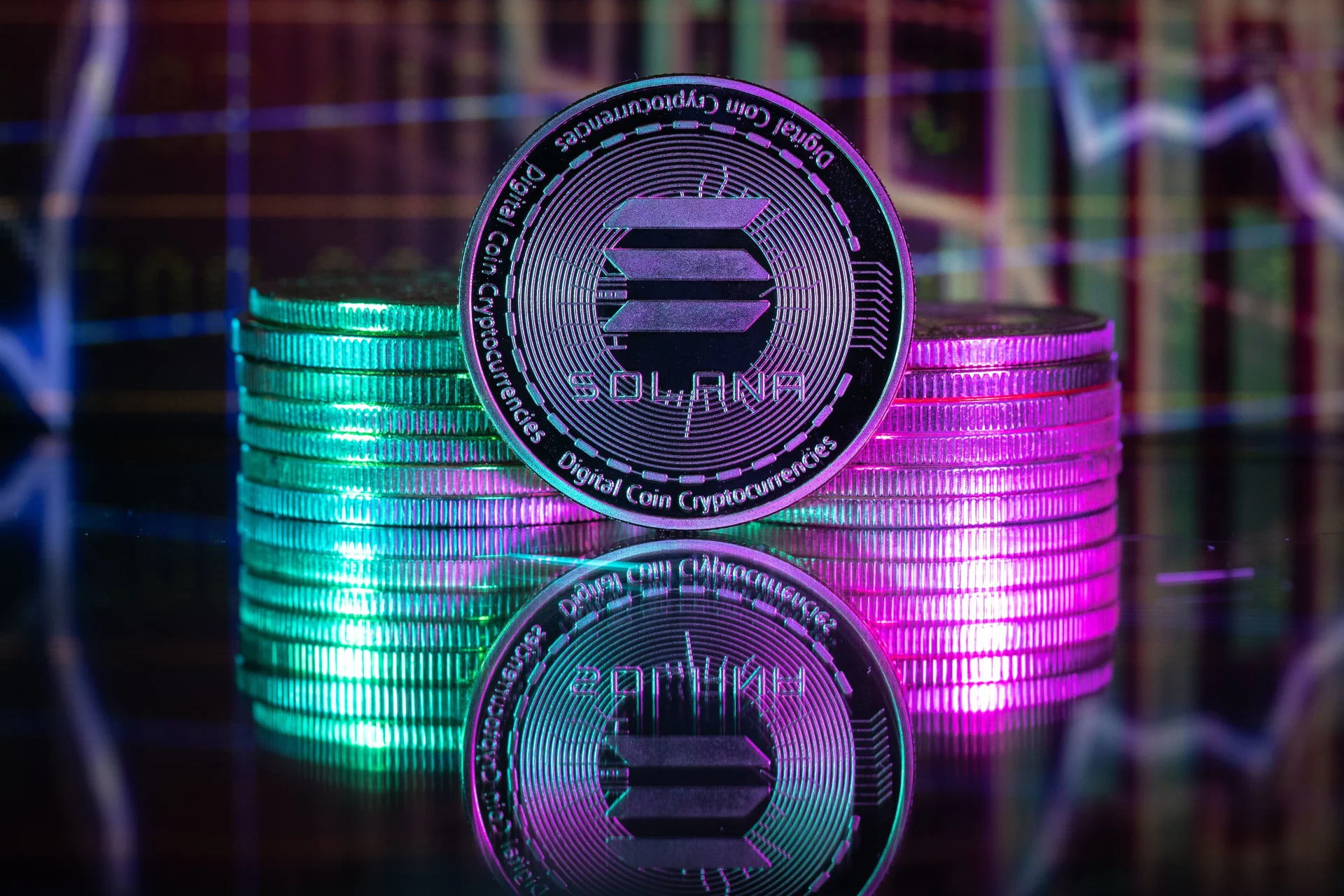Hashdex Expands U.S. Crypto ETF to Add XRP and Solana as Solana Slips Under $200. Image: Shutterstock