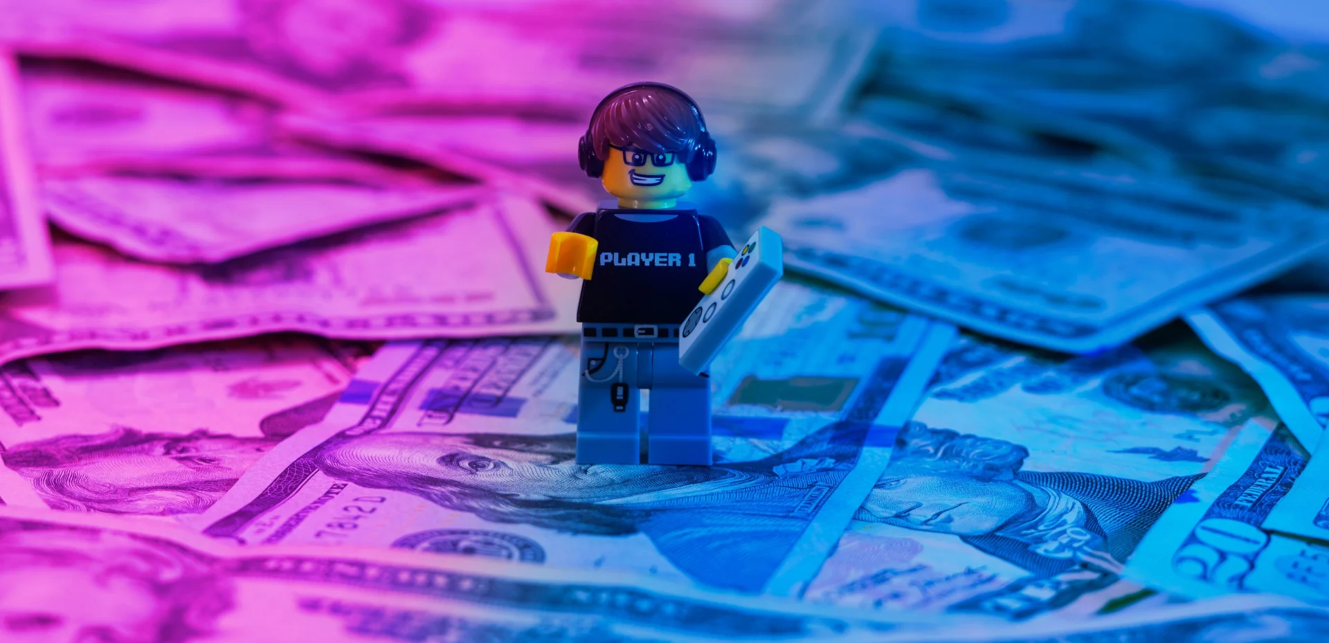 Play-to-Earn Games 2025: Trends, Criteria, and Top Projects. Source: Shutterstock