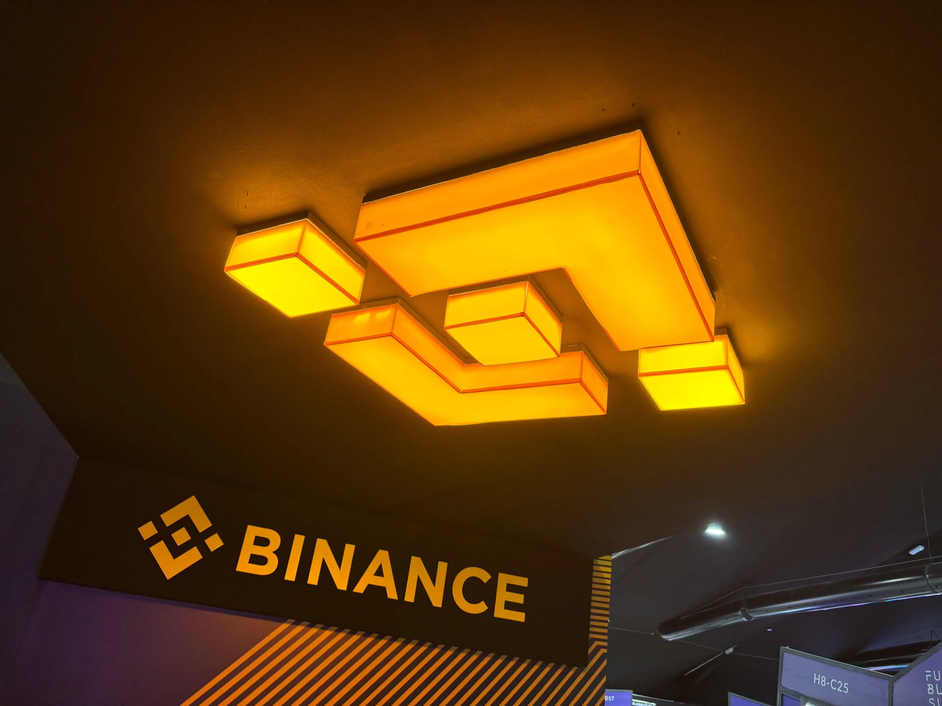 Binance 2025 Mid-Year Crypto Report: Trends and Regulatory Shifts. Source: Shutterstock