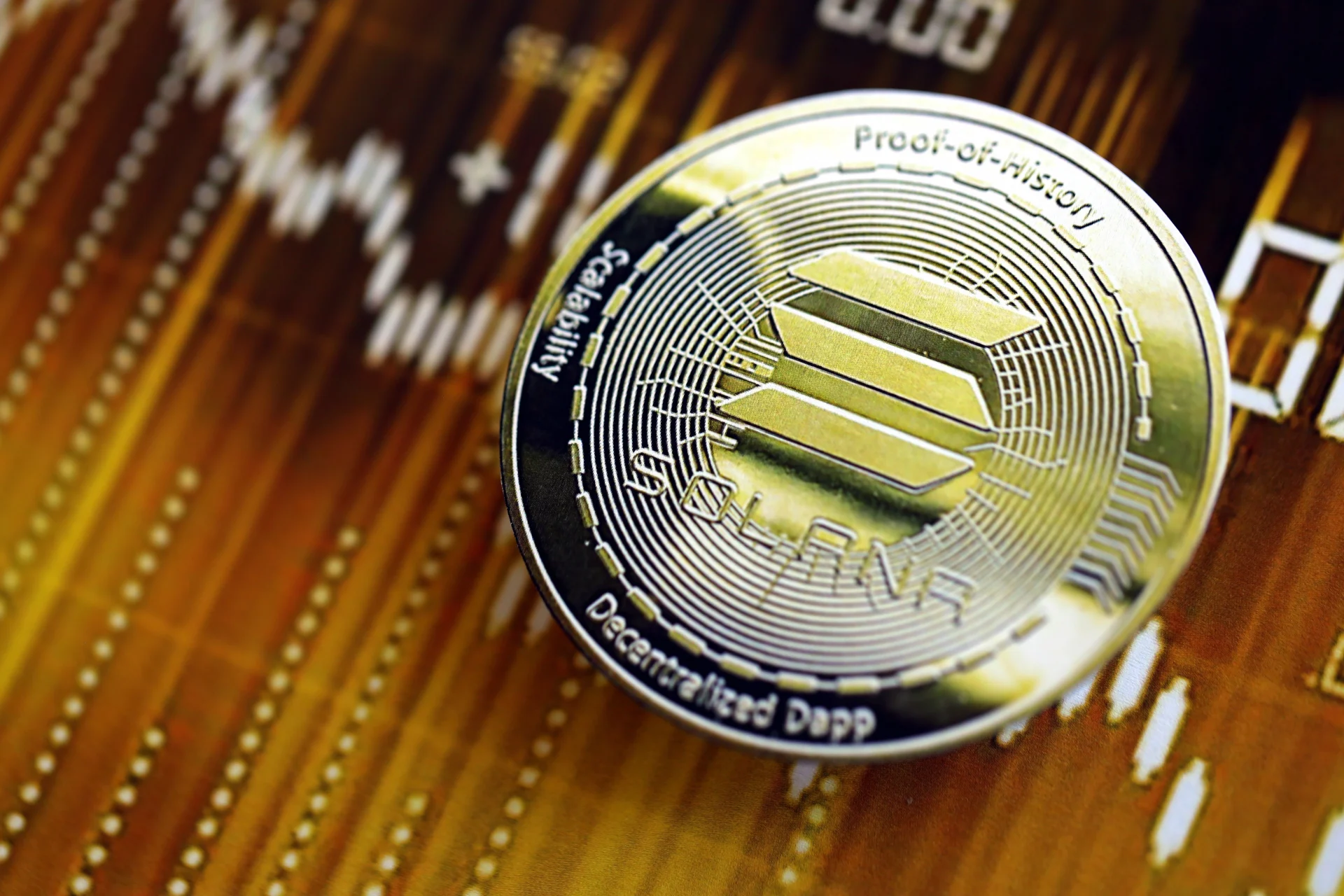 SEC Delays Spot Solana ETF Decision to October 2025. Source: Shutterstock