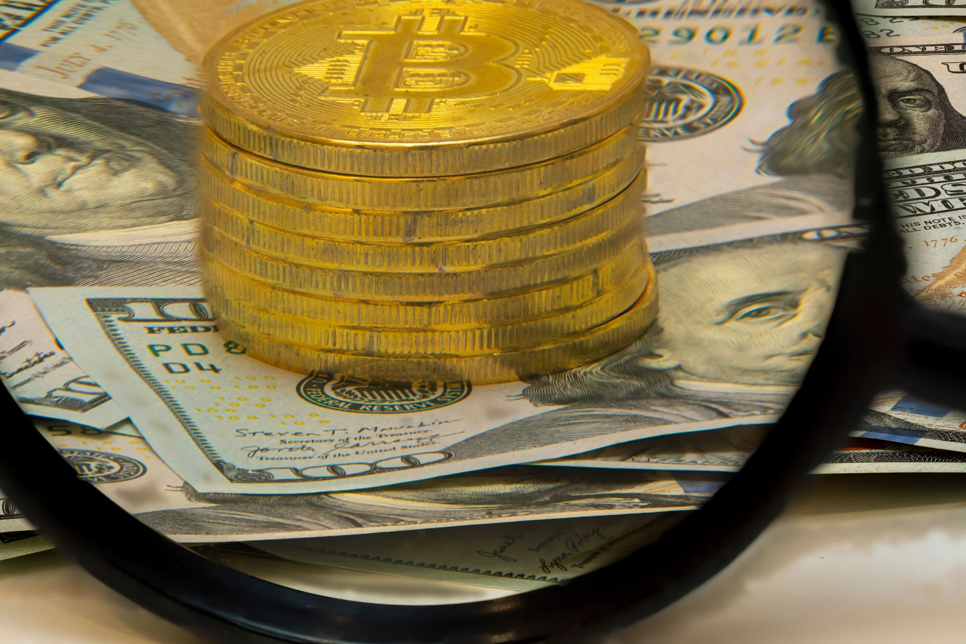 Bitcoin & Ethereum Market Update: Support, Flows&Dollar Risk. Source: Shutterstock