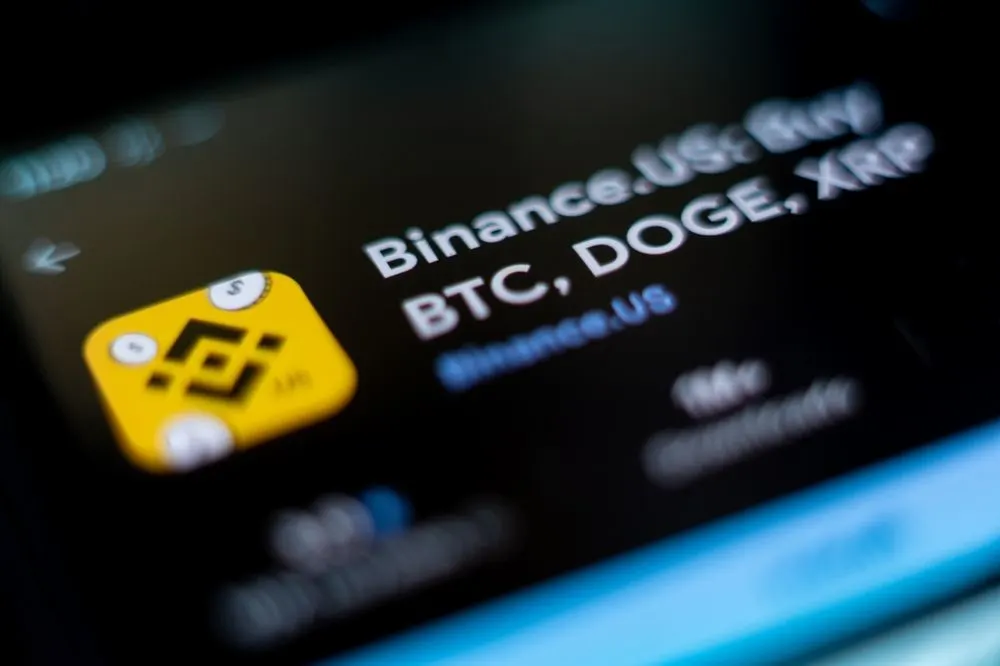 From Chill to Charge: Binance’s $177.8M XRP Move Fuels Charge — $4.50 in the Crosshairs. Source: Shutterstock