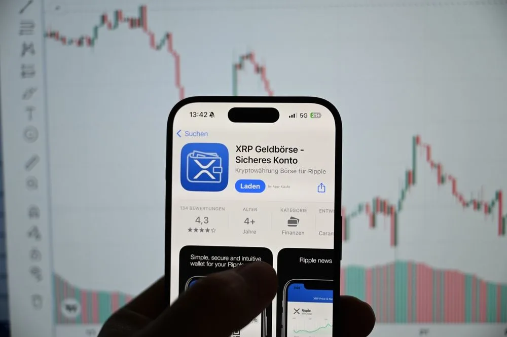 XRP Stands Tall at $2.20 as JPMorgan Forecasts $14B Inflows from XRP & SOL ETFs. Source: Shutterstock