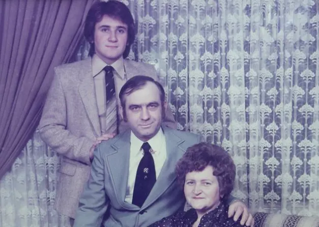 Robert Herjavec parents