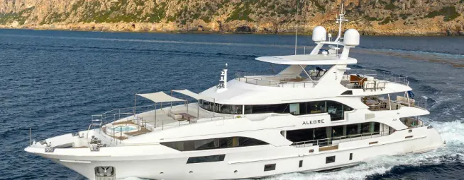 yacht