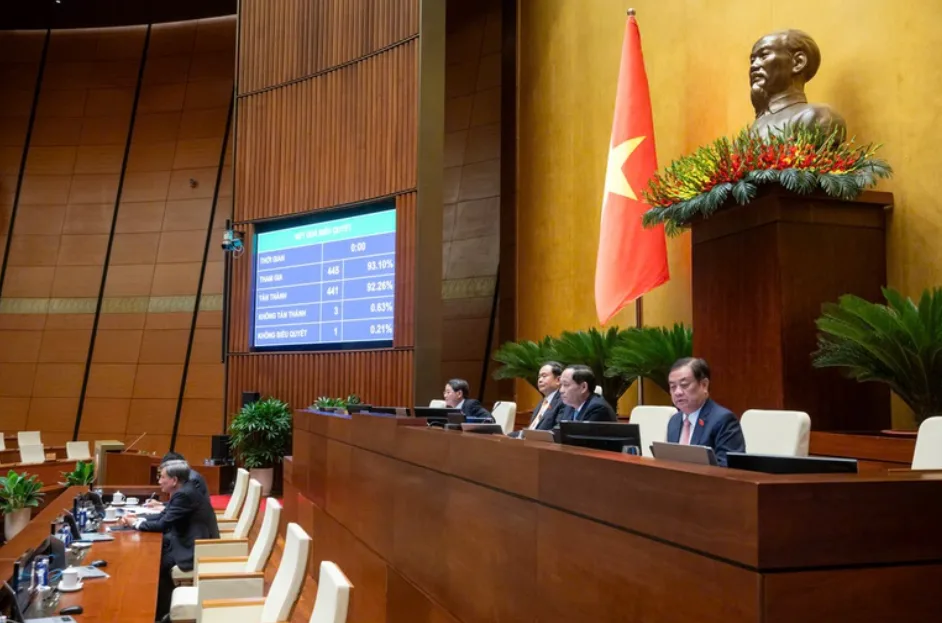 Vietnamese lawmakers vote to approve the Law on Digital Technology Industry