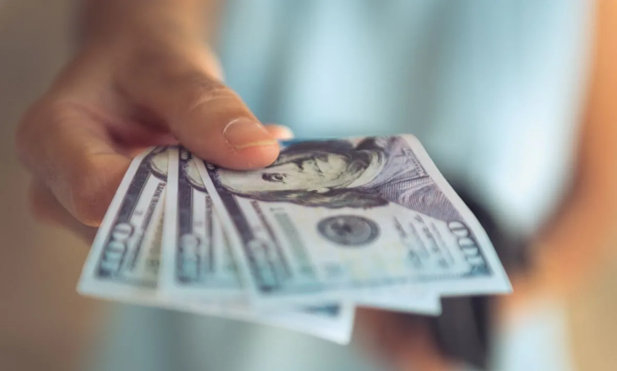Pay