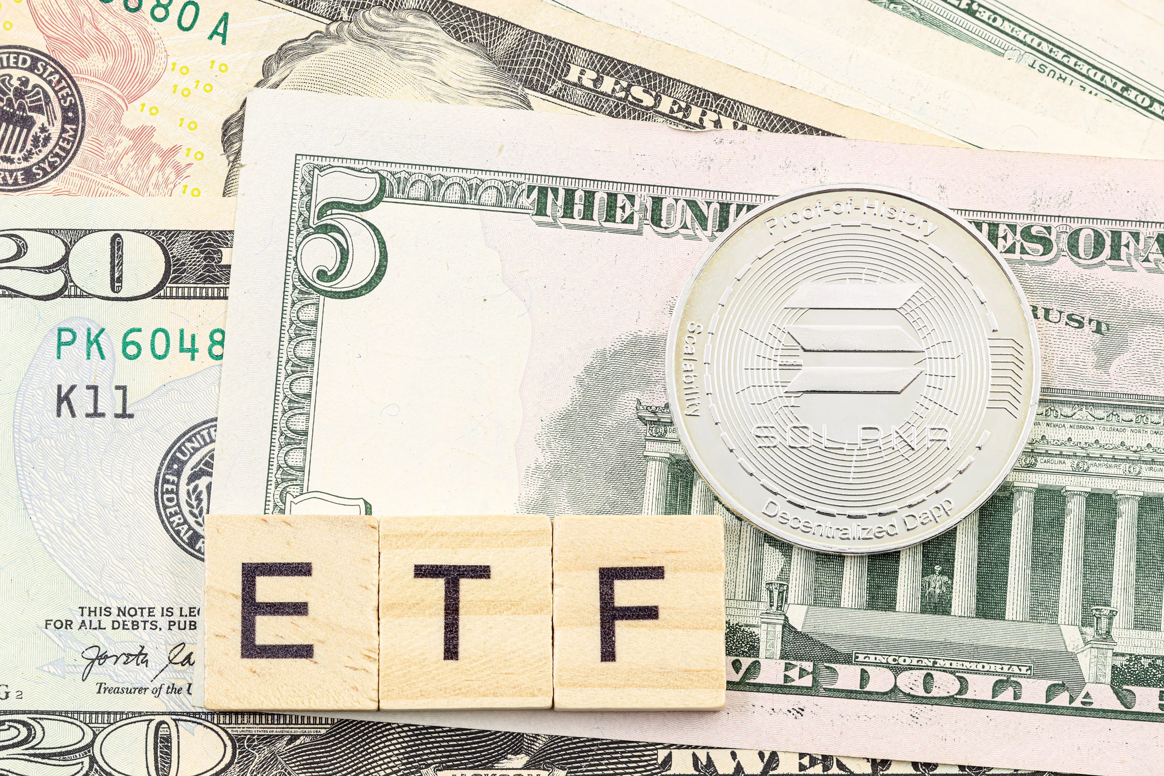 Solana Futures OI Hits $7.4B on ETF Rumors—Could $200 Be Next? Source: Shutterstock