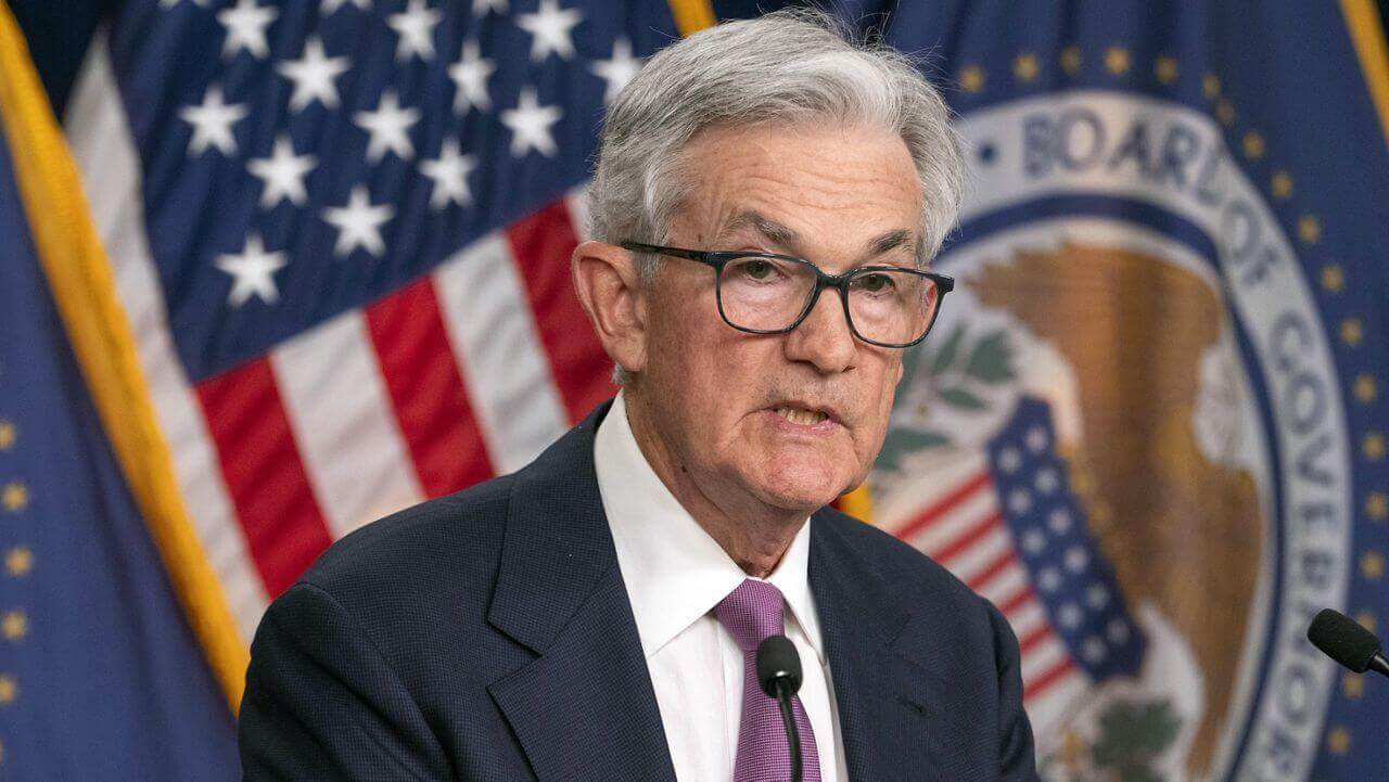 Trump Pressures Fed for Rate Cut Amid Economic Uncertainty