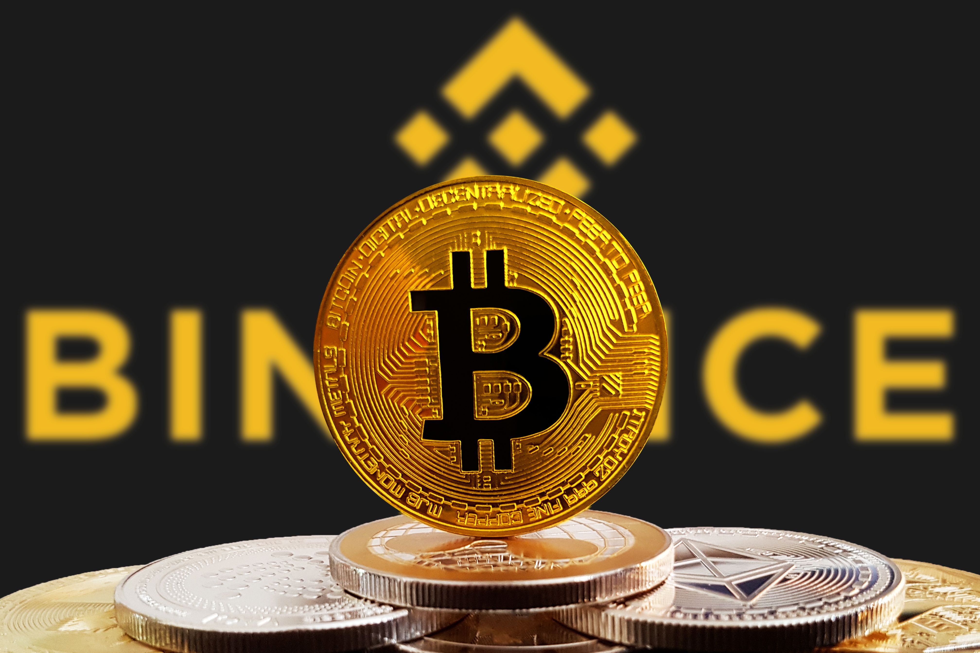 CZ and Standard Chartered See Bright Future for Bitcoin and BNB