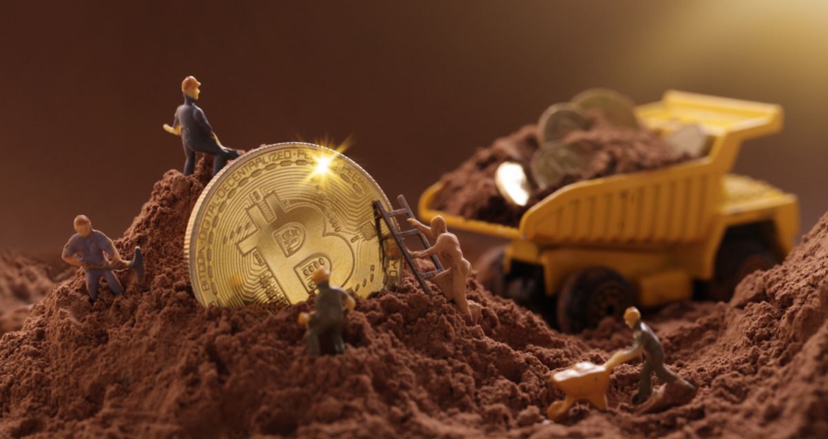 Bitcoin Miners Log Record May Output as Hashrate Soars