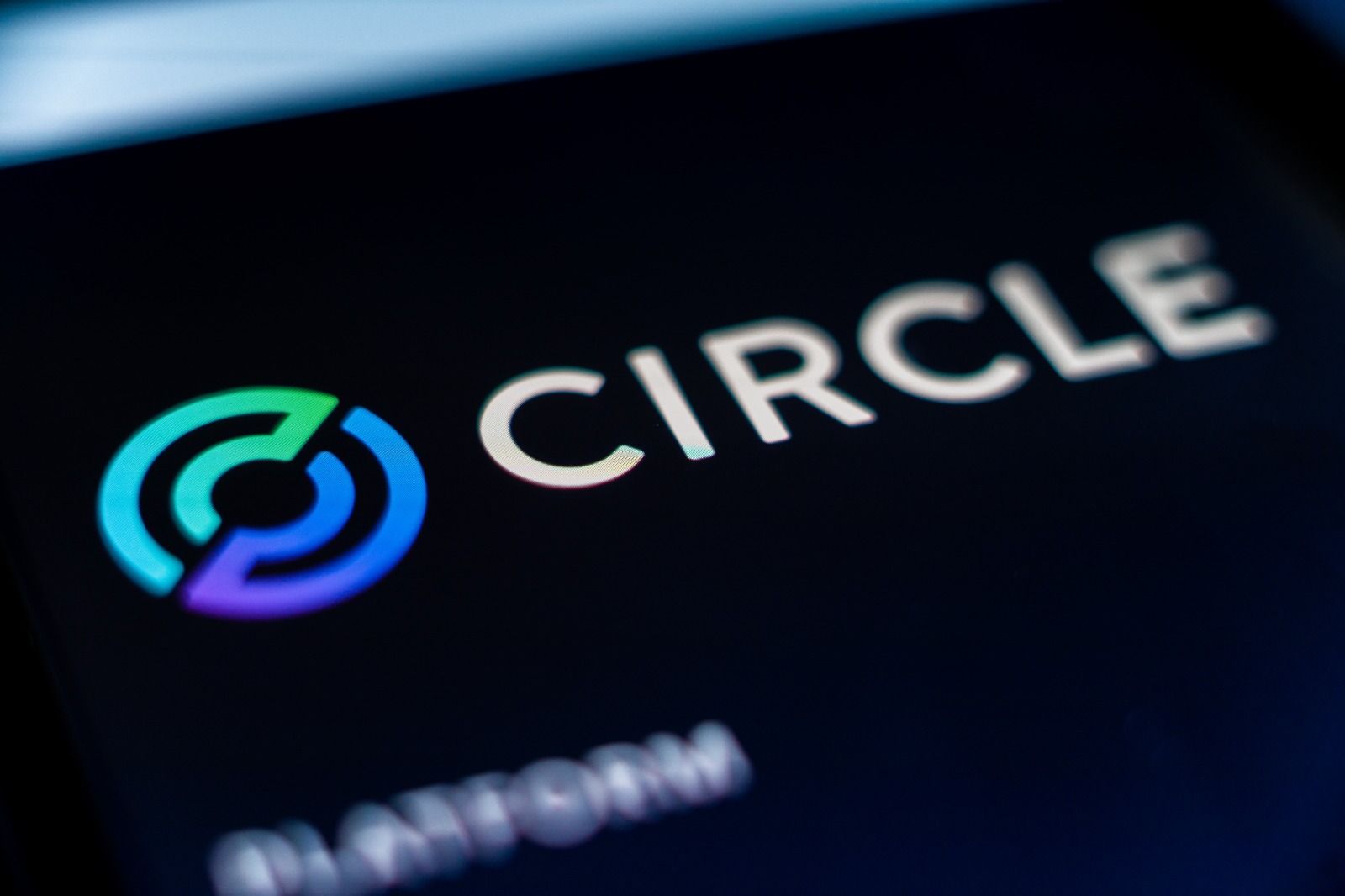 Circle Stock Climbs to Top ETF Spot as Veda Secures Funding for Yield Expansion