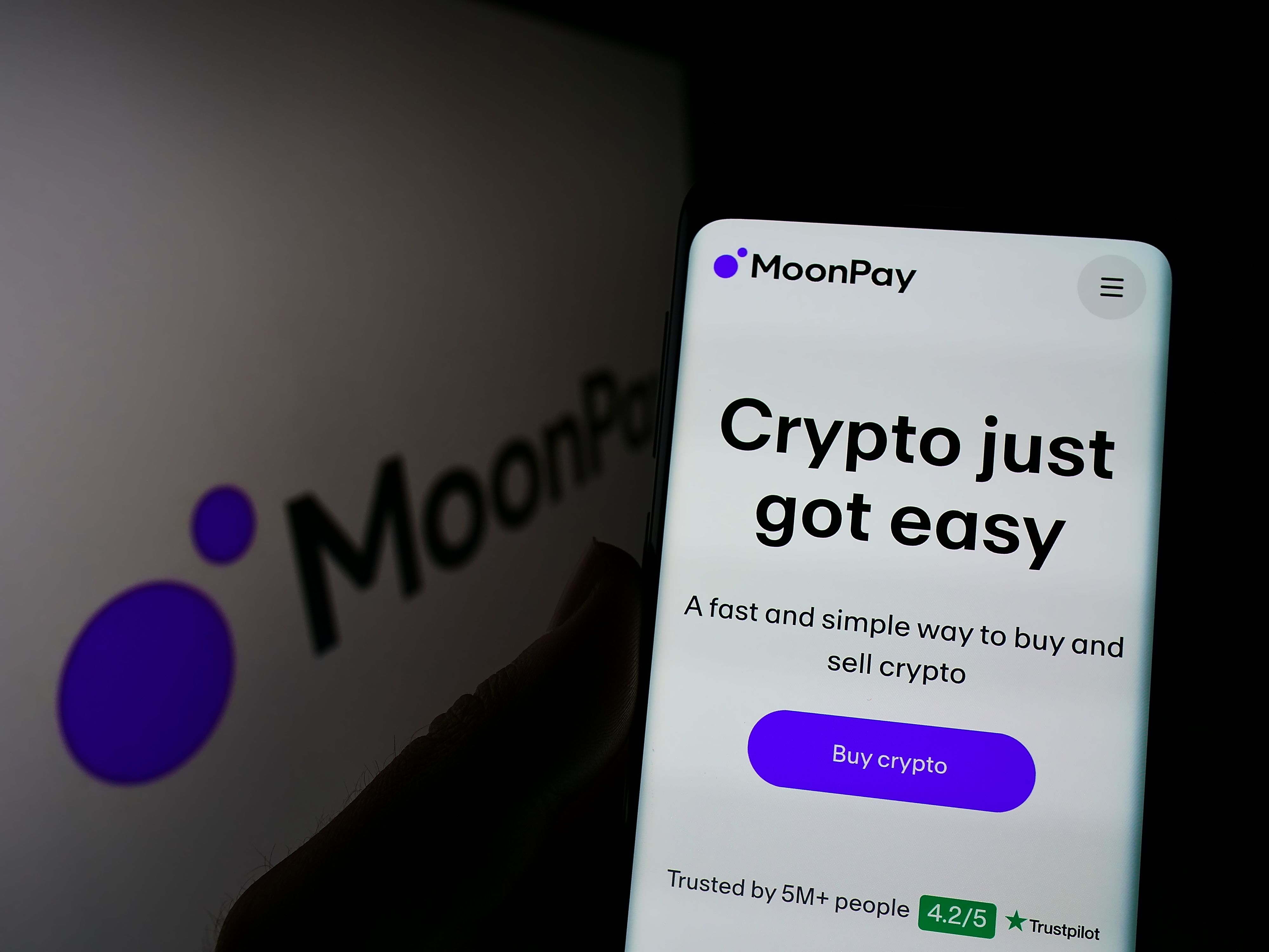 MoonPay Executives Sent $250,000 to a Fake Steve Witkoff