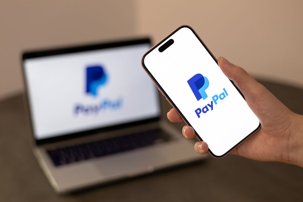 PayPal News Fuels XRP Optimism as Price Defends Key Pattern