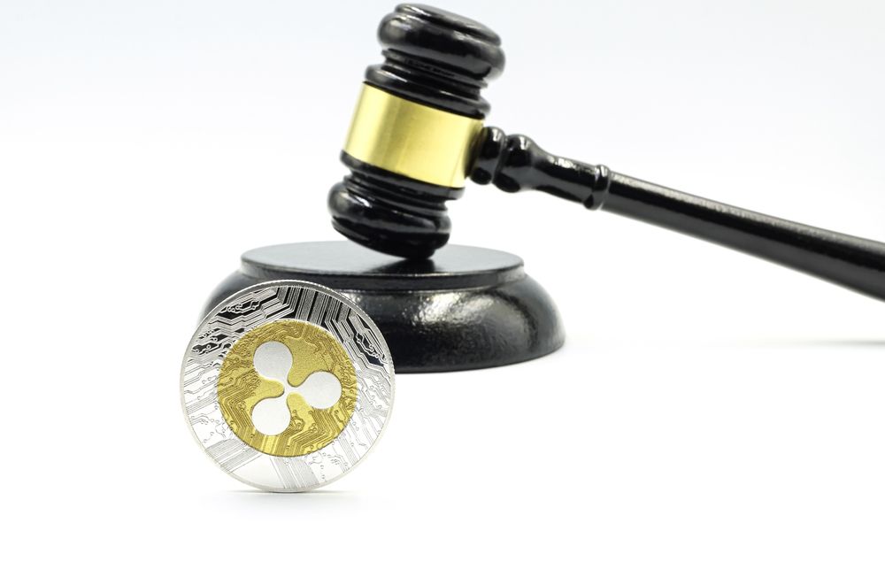 XRP Retests Double Bottom While SEC Vote Hangs in Balance
