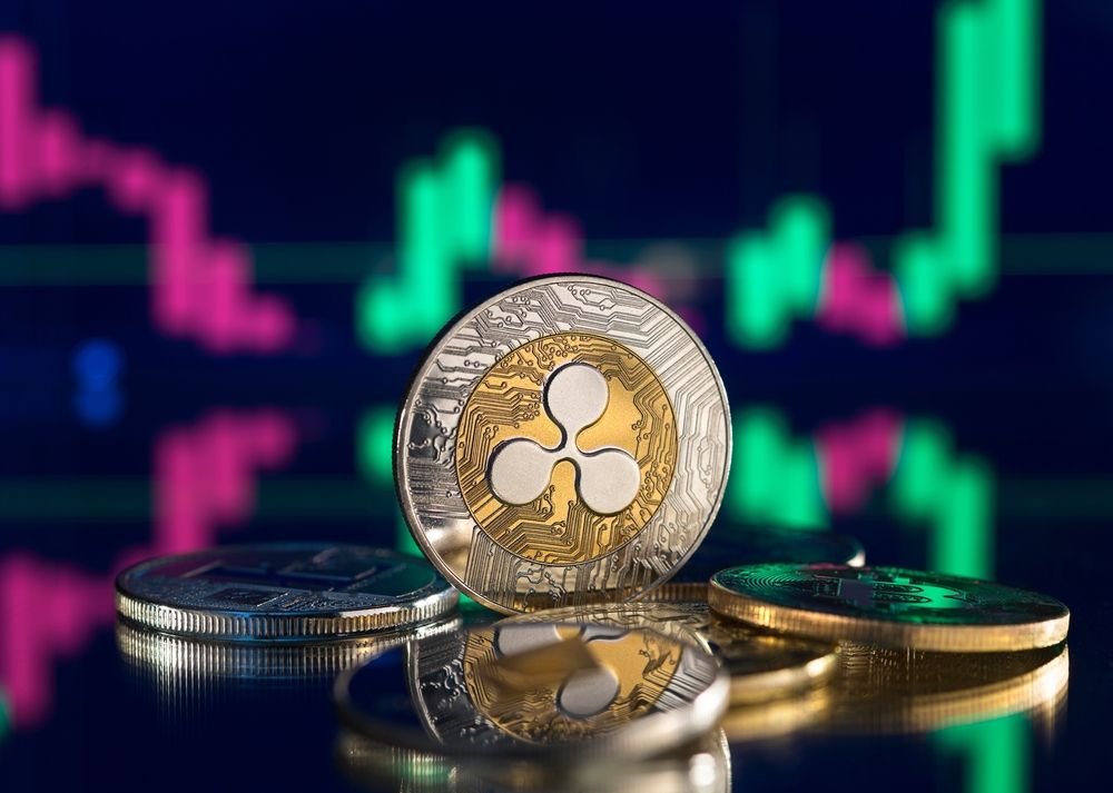 Bullish Pennant Ignites XRP Rally to $5 — U.S. Blockchain Push Could Boost XRP Ledger