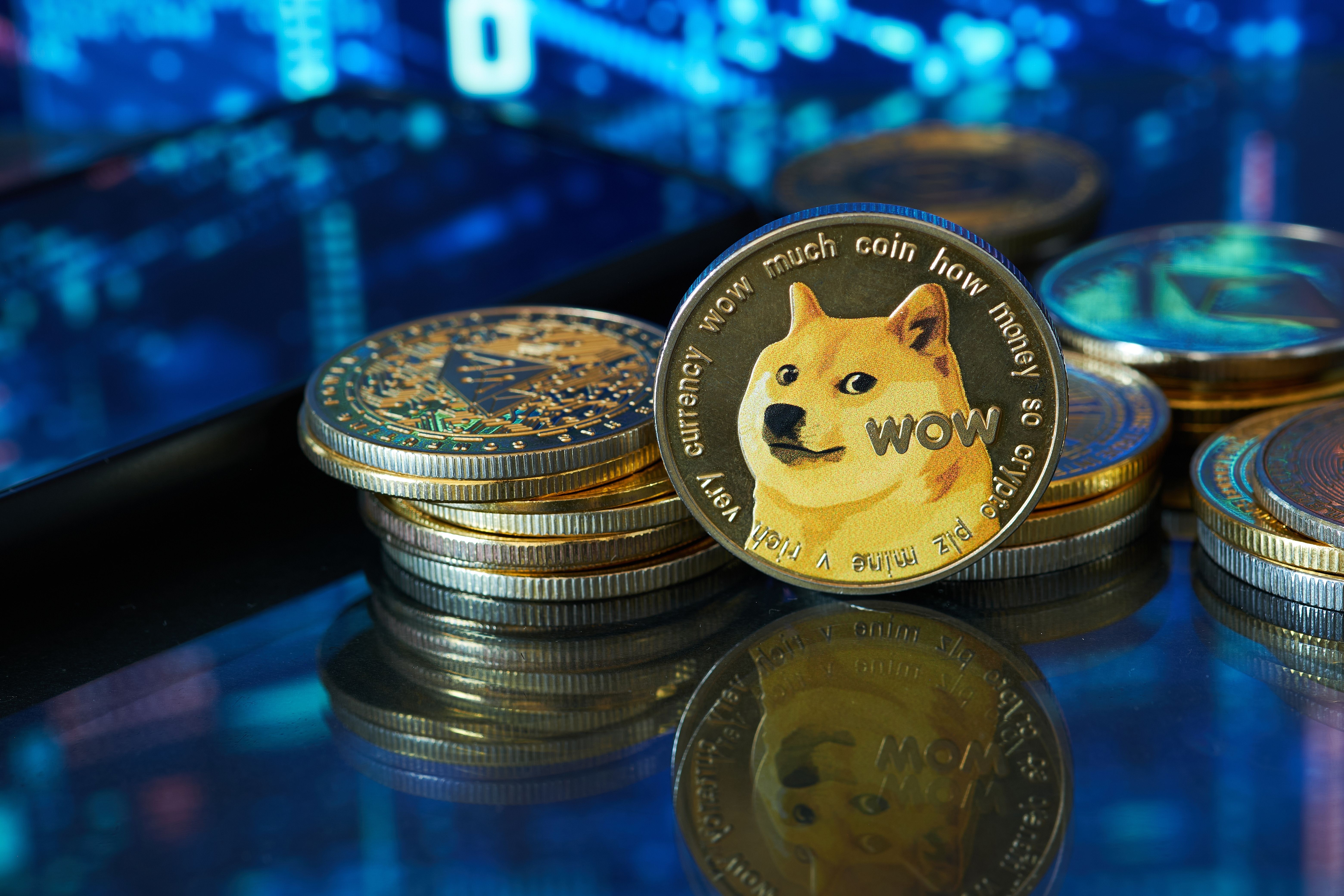 Dogecoin Tumbles 7.74% as Crypto Markets Face Sharp Selloff