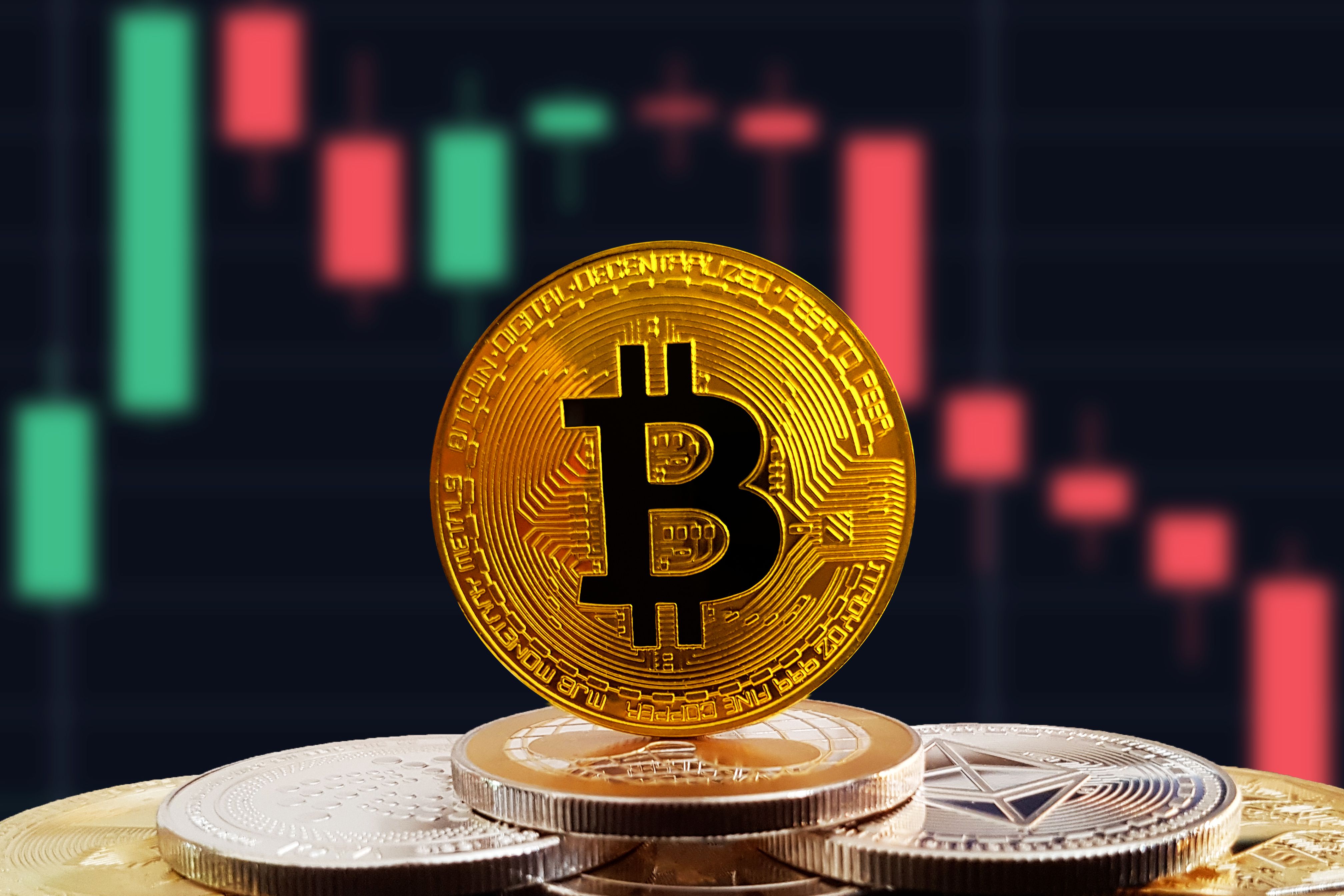 Bitcoin Holders Dump 148,000 BTC as Price Breaks Below $100K and Flags Deeper Cycle Targets
