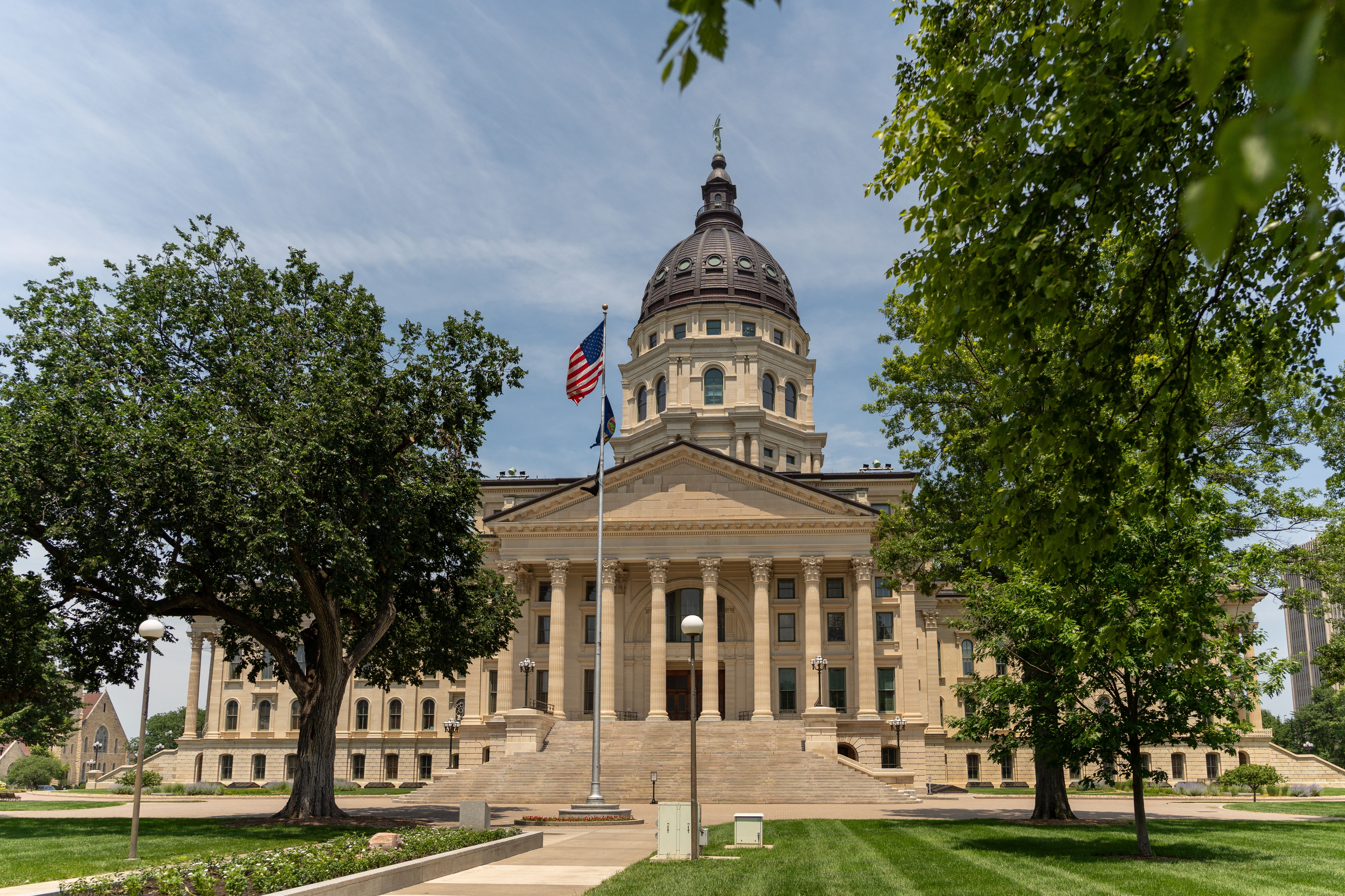 Kansas Introduces Bill to Create a Bitcoin & Crypto Strategic Reserve