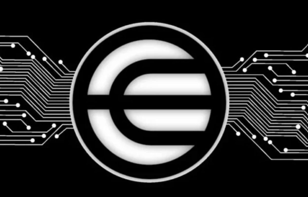 Worldcoin Rallies on OpenAI Bot Free Social Media Plans