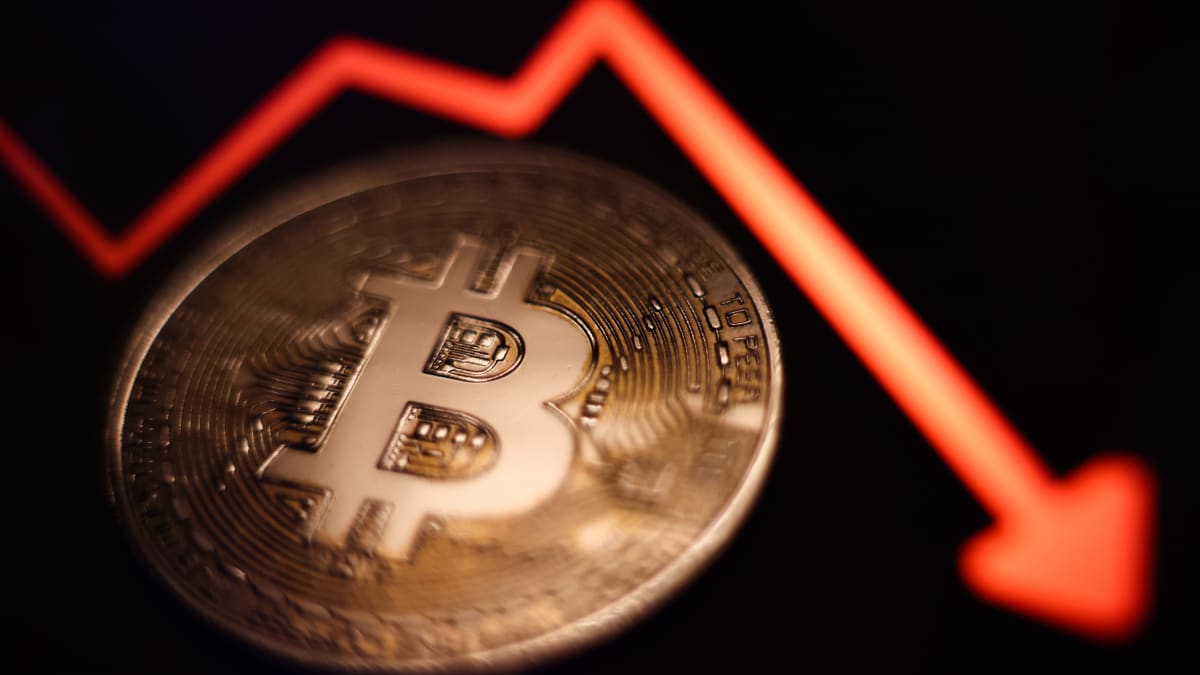 Most Crypto Companies Face Bankruptcy Risk as Stocks Plunge 95% from ATH