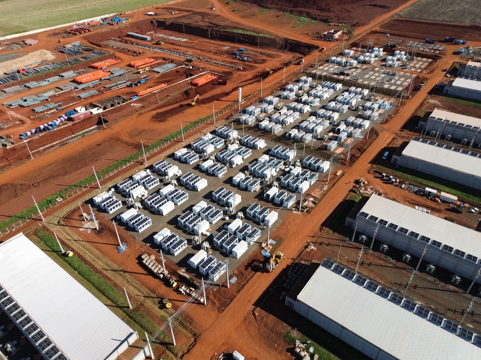 HIVE Digital Technologies Leverages AI and Mining to Achieve Record Revenue Growth