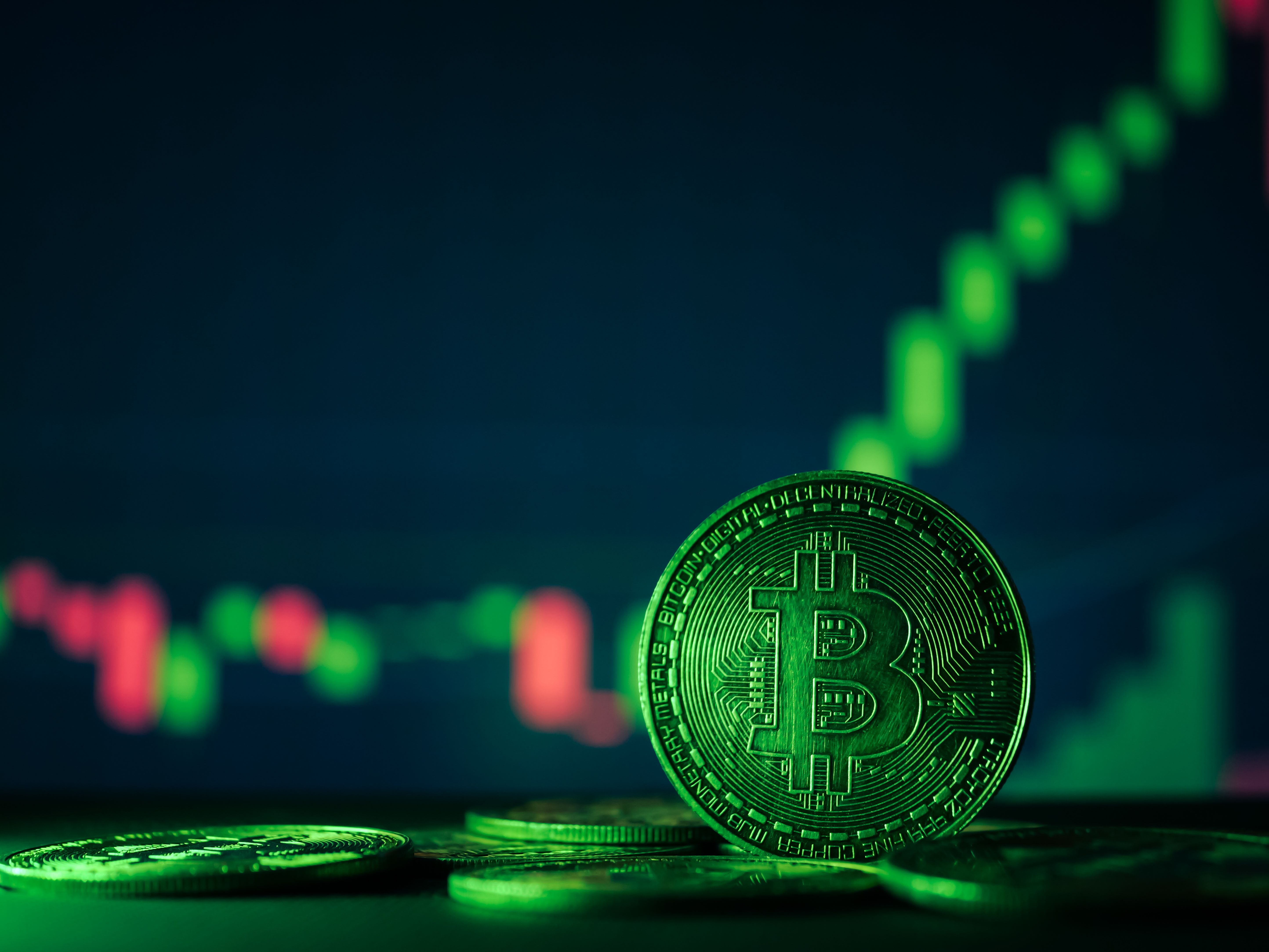 Bitcoin Holds $67K Liquidity Shelf as Weekly Golden Cross Appears