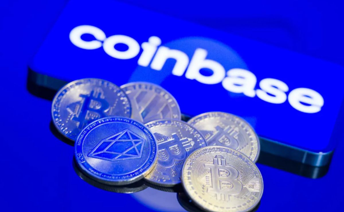 COIN Stock Holds Gains as Coinbase Targets Australia