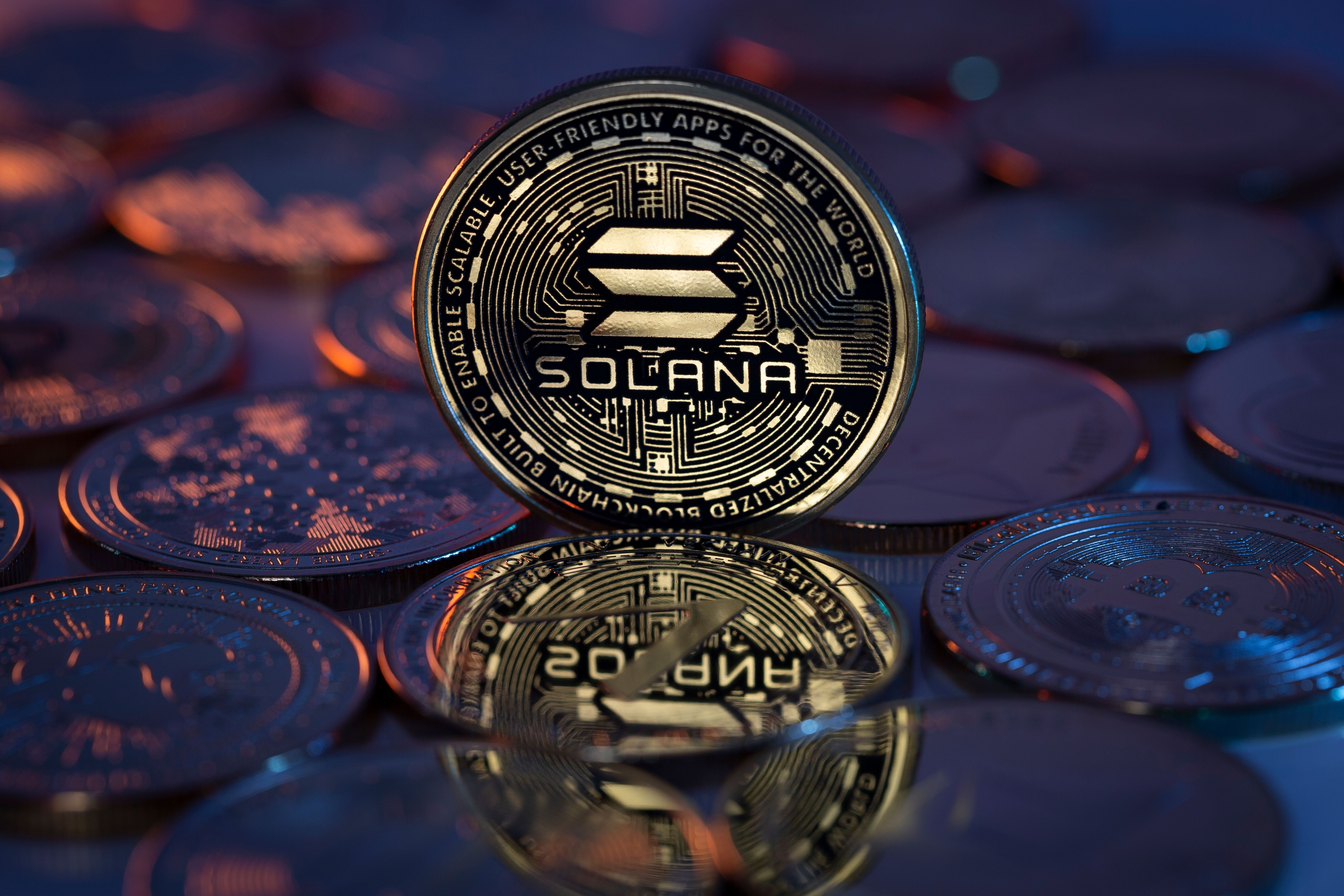 Singapore Gulf Bank Expands Into Stablecoins With Zero-Fee Solana Access