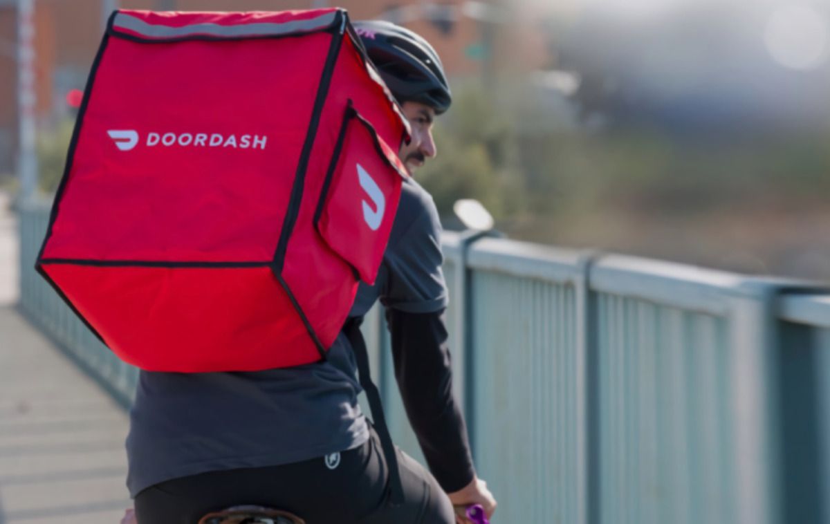 DASH Stock Slides Despite DoorDash Stablecoin Expansion News