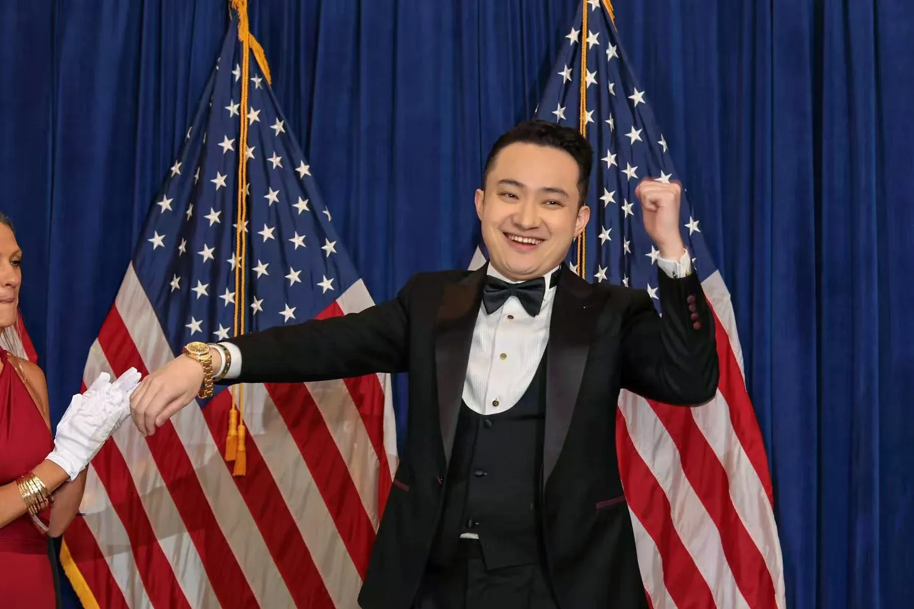 Justin Sun Linked HTX Delists Trump Family Stablecoin After WLFI Freeze