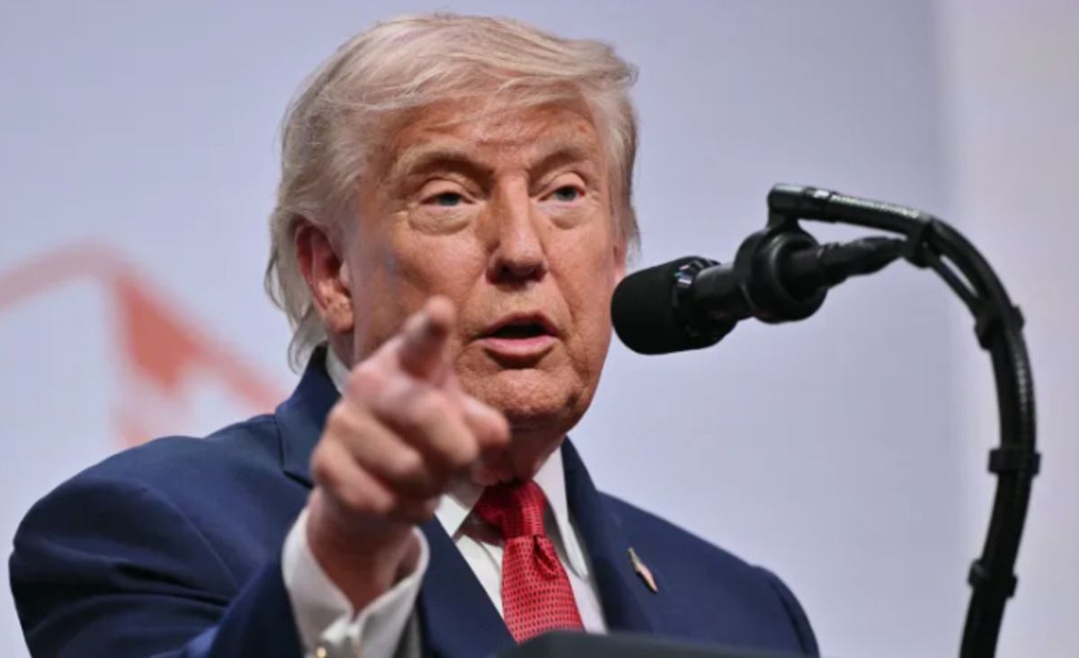 Trump Signs Orders to Accelerate US Quantum Computing Push